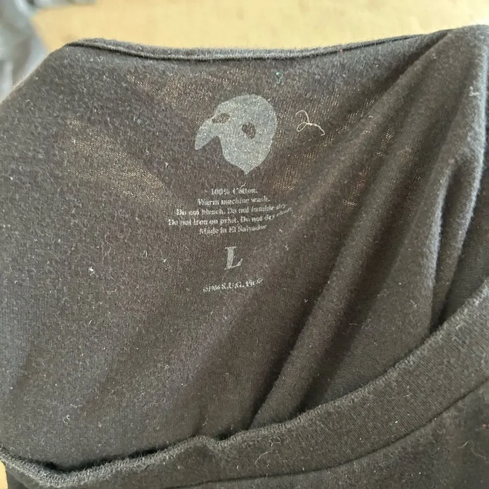 Phantom of the Opera Tshirt - Picture 2 of 2